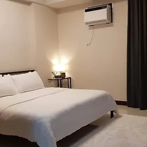 Hotel 101 Newport Blvd C2 4f By Rechelle Nunag, Pasay